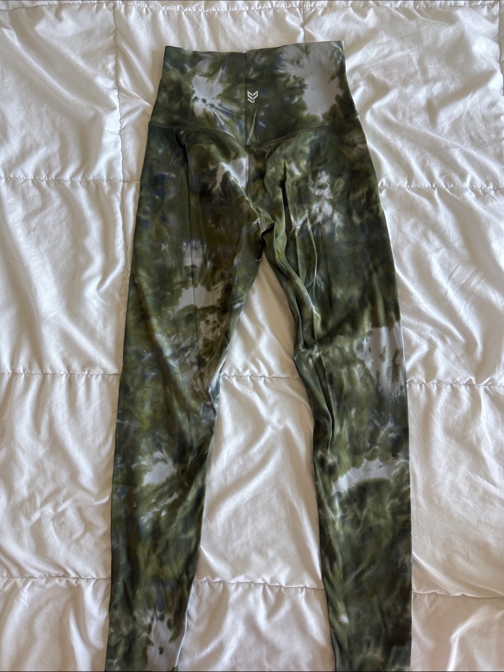 High-Rise Olive Tie-Dye Leggings - Unbranded